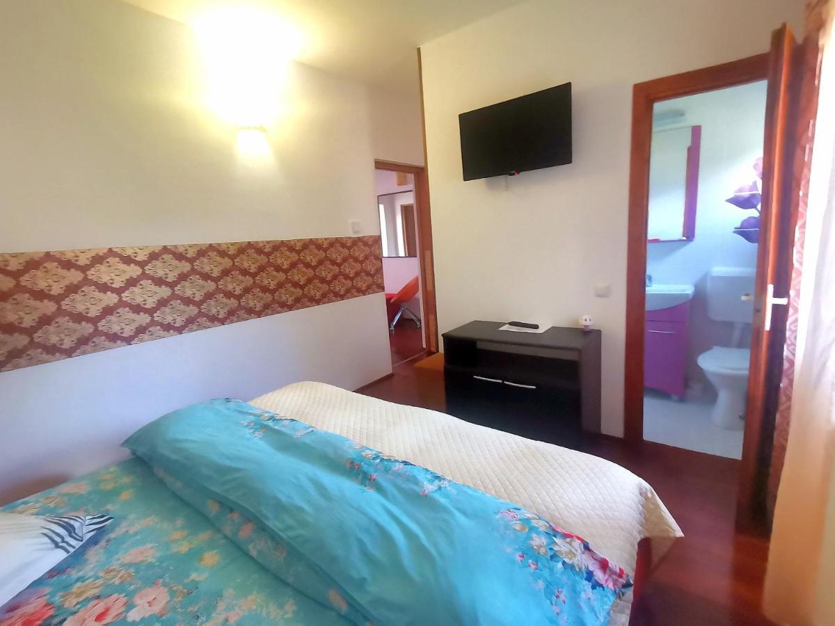 Hotel Casa Dixi Buşteni Exteriér fotografie