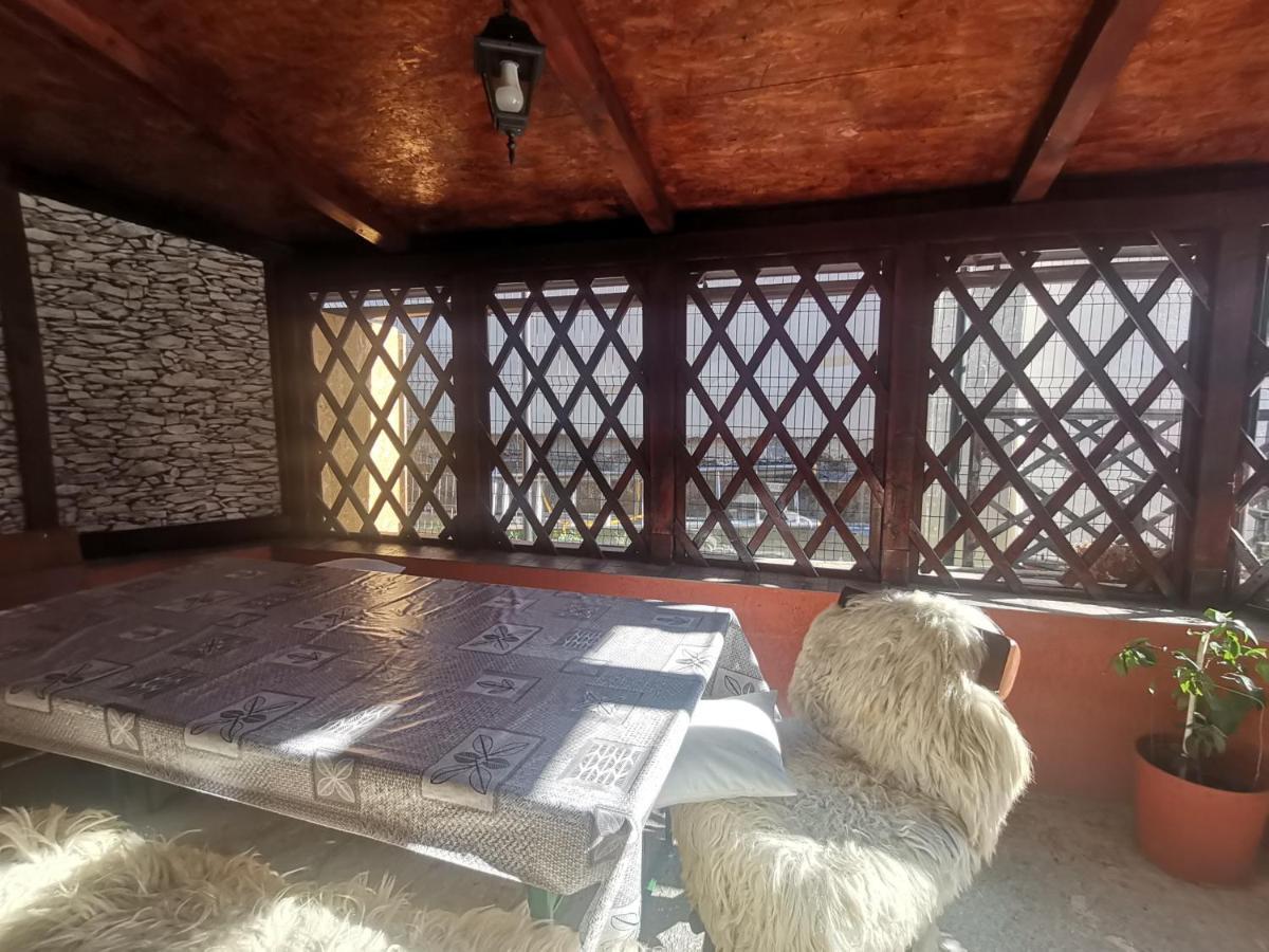 Hotel Casa Dixi Buşteni Exteriér fotografie